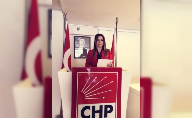 CHP Kumluca Kadın Kolları Başkanı Arıkan görevinden istifa etti