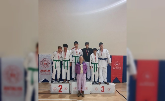 Kepezli judocular madalyaları topladı