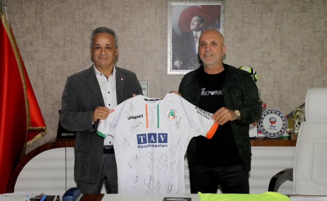 MAG Futbol Agent Başkanı Gürboğa’dan Çavuşoğluna ziyaret